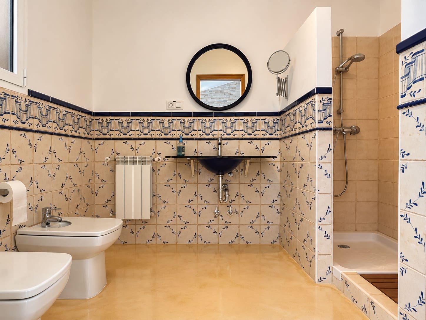 7 bedroom Villa for sale in Gandia with pool garage - € 699,000 (Ref: 10131443)