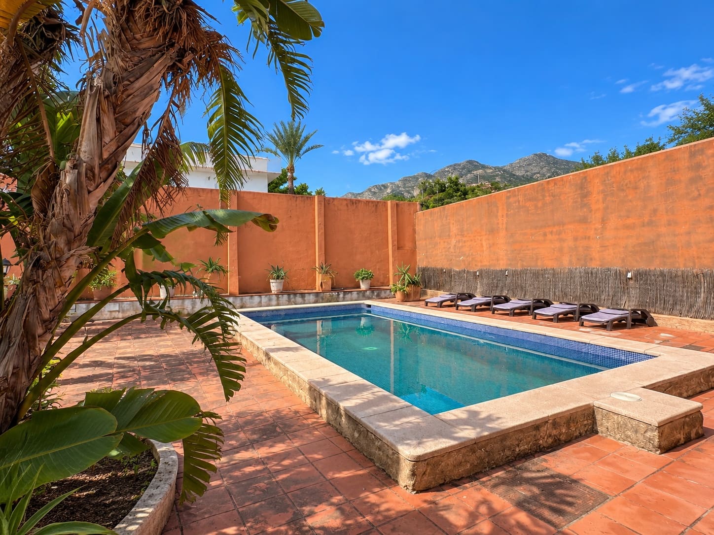 7 bedroom Villa for sale in Gandia with pool garage - € 699,000 (Ref: 10131443)