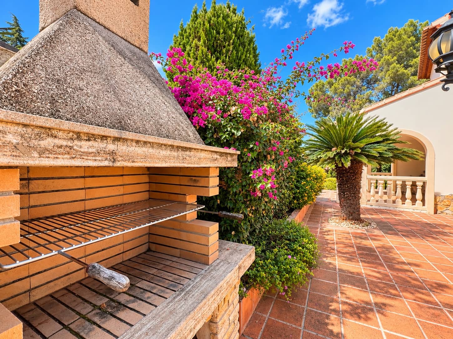 3 bedroom Villa for sale in Ador with pool garage - € 449,000 (Ref: 10135957)