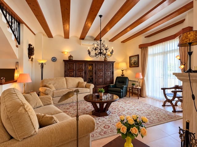 3 sovrum Villa till salu i Ador med pool garage - 449 000 € (Ref: 10135957)