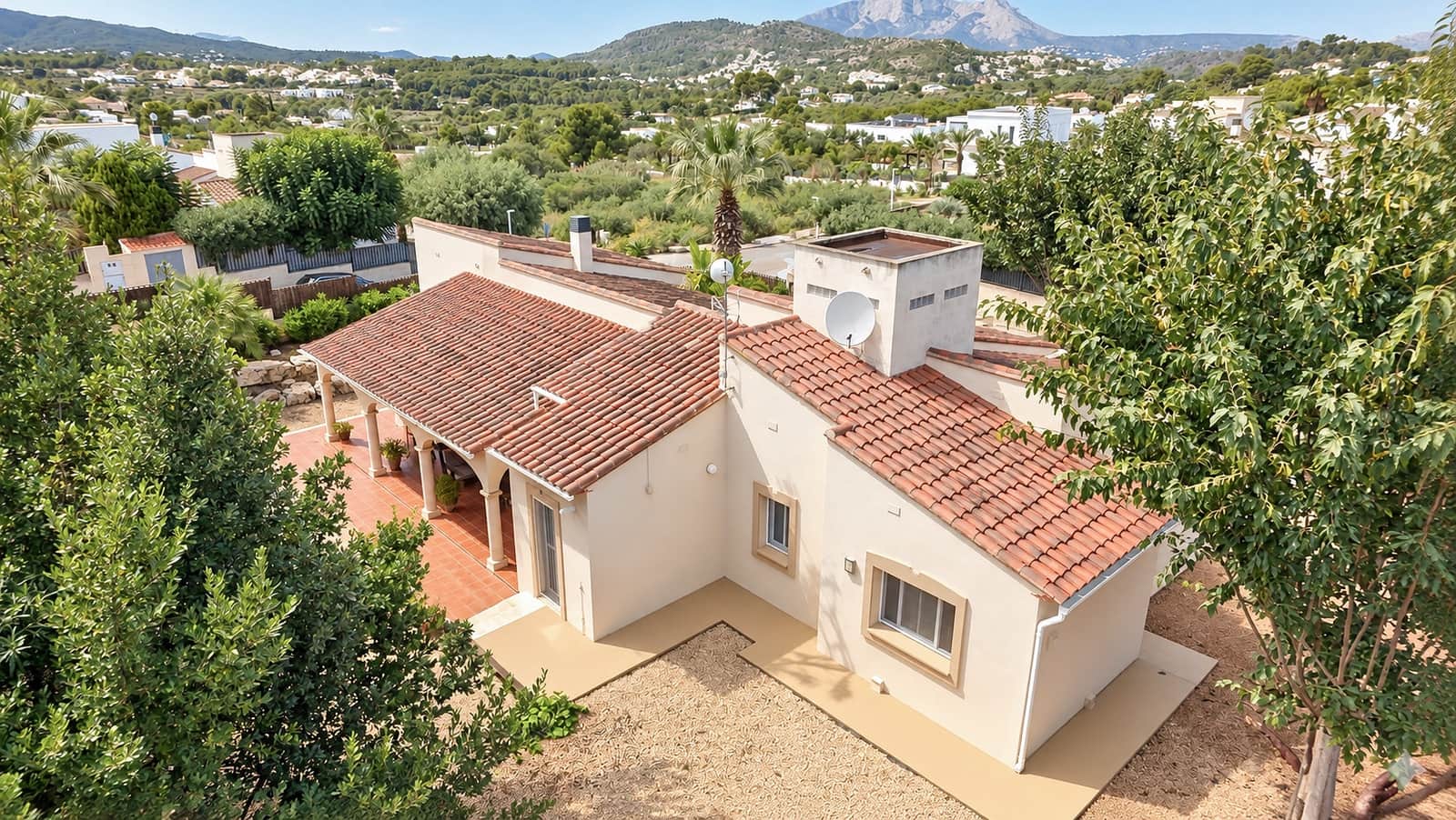 3 chambre Villa/Maison à vendre à Javea / Xabia avec piscine garage - 835 000 € (Ref: 10146758)