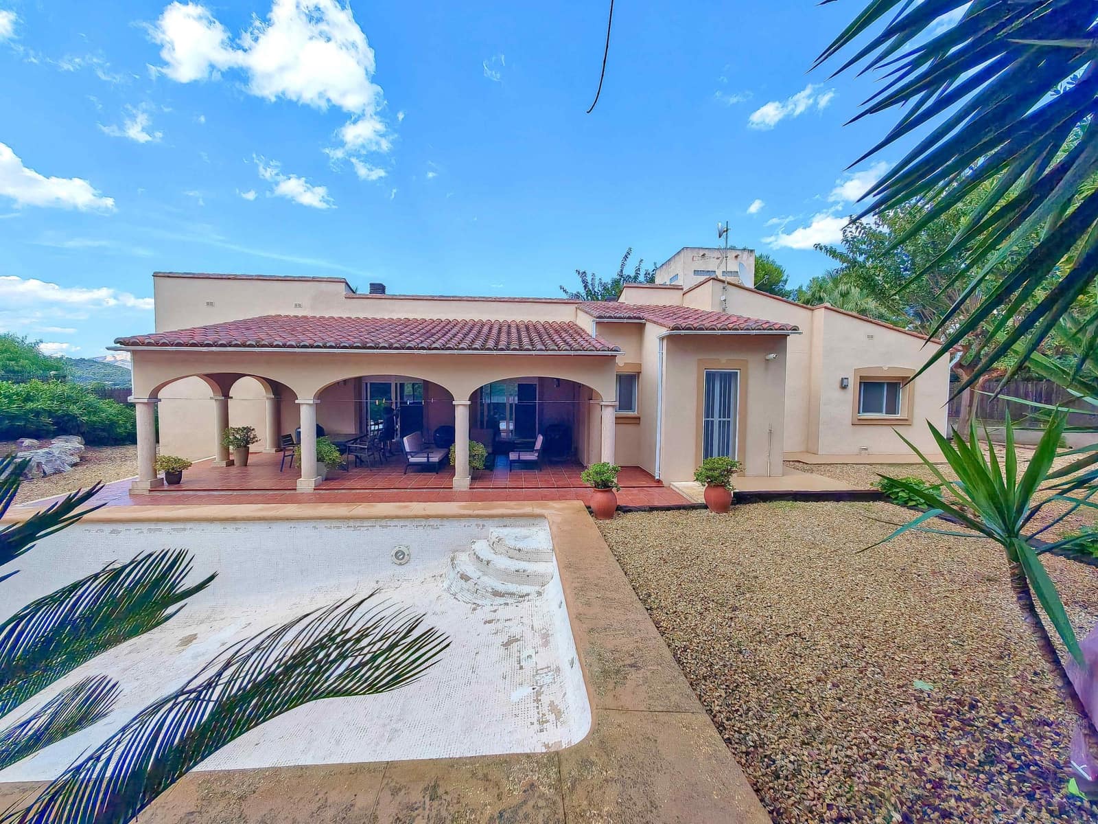 3 chambre Villa/Maison à vendre à Javea / Xabia avec piscine garage - 835 000 € (Ref: 10146758)