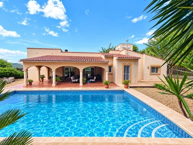 3 chambre Villa/Maison à vendre à Centro ciudad, Javea / Xàbia avec piscine garage - 835 000 € (Ref: 10146758)