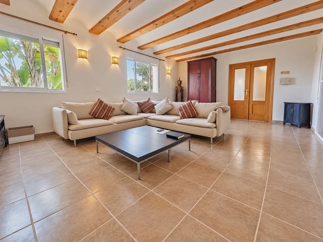 3 bedroom Villa for sale in Centro ciudad, Javea / Xàbia with pool garage - € 835,000 (Ref: 10146758)