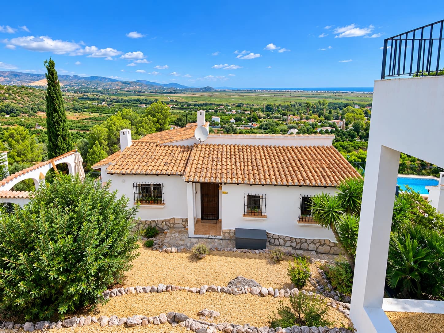 4 bedroom Villa for sale in Monte Pego with pool garage - € 459,000 (Ref: 10157640)