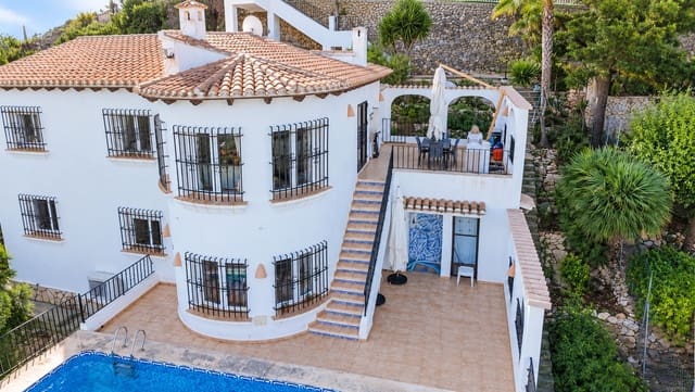 4 Zimmer Villa zu verkaufen in Monte Pego, Pego mit Pool Garage - 459.000 € (Ref: 10157640)