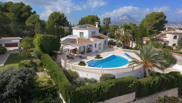 3 makuuhuone Huvila myytävänä paikassa Centro ciudad, Javea / Xàbia mukana uima-altaan 
autotalli - 1 150 000 € (Ref: 10157641)