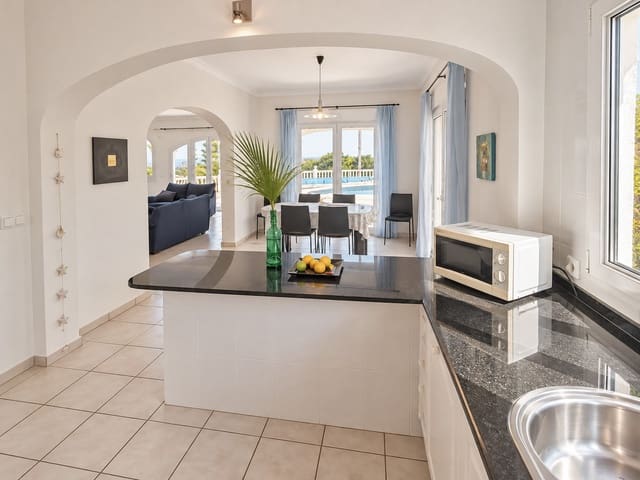 3 soveværelse Villa til salg i Centro ciudad, Javea / Xàbia med swimmingpool garage - € 1.150.000 (Ref: 10157641)