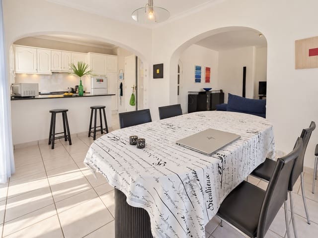 3 soveværelse Villa til salg i Centro ciudad, Javea / Xàbia med swimmingpool garage - € 1.150.000 (Ref: 10157641)