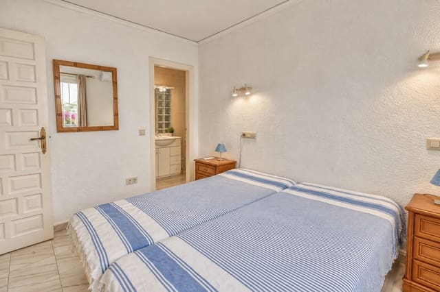 5 camera da letto Villetta Bifamiliare in vendita in Casco Urbano, Teulada-Moraira con piscina garage - 449.000 € (Rif: 10159305)