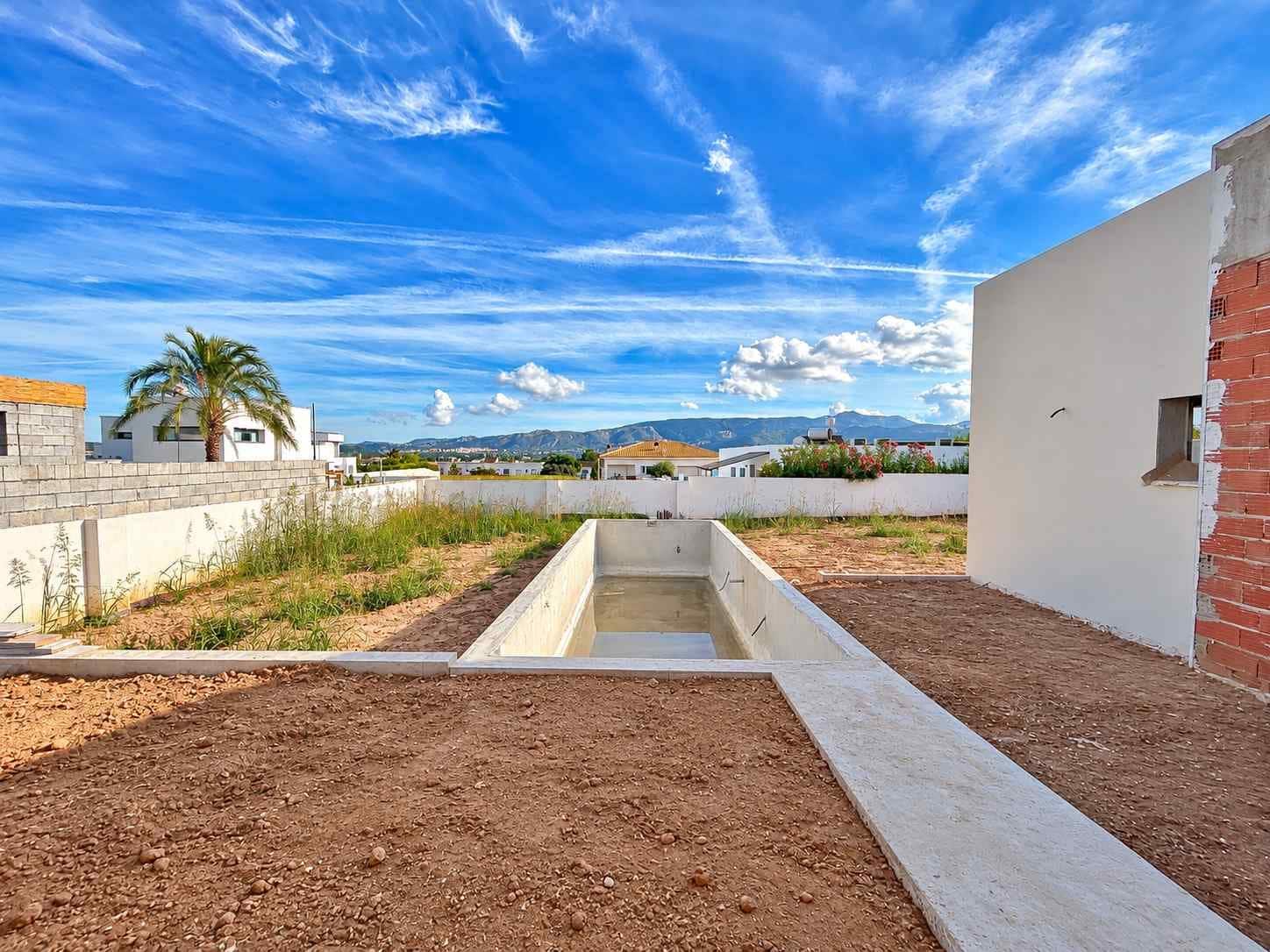 3 bedroom Villa for sale in Beniarbeig with pool - € 695,000 (Ref: 10161254)