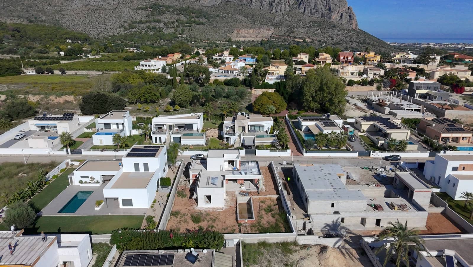 3 bedroom Villa for sale in Beniarbeig with pool - € 695,000 (Ref: 10161254)