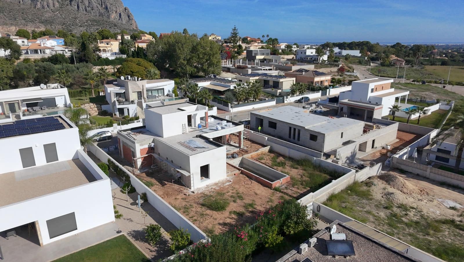 3 bedroom Villa for sale in Beniarbeig with pool - € 695,000 (Ref: 10161254)