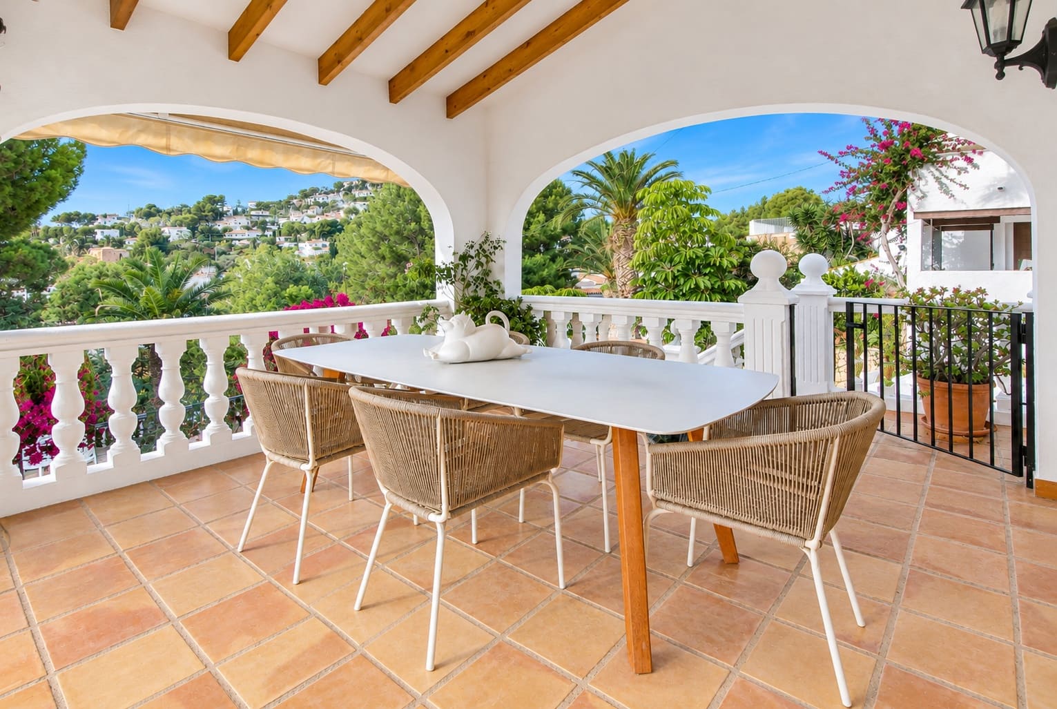 4 soverom Villa til salgs i Moraira med svømmebasseng garasje - € 790 000 (Ref: 10161255)