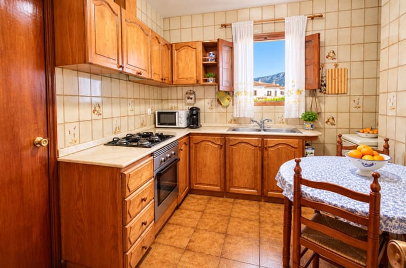 6 bedroom Townhouse for sale in Altea - € 430,000 (Ref: 10161256)
