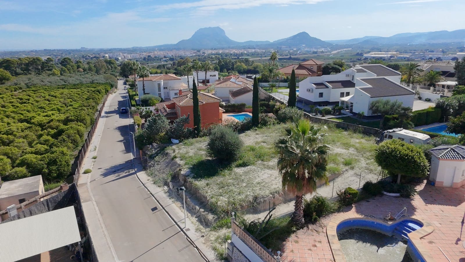 Chalet de 3 habitaciones en Beniarbeig en venta con piscina garaje - 1.150.000 € (Ref: 10182937)