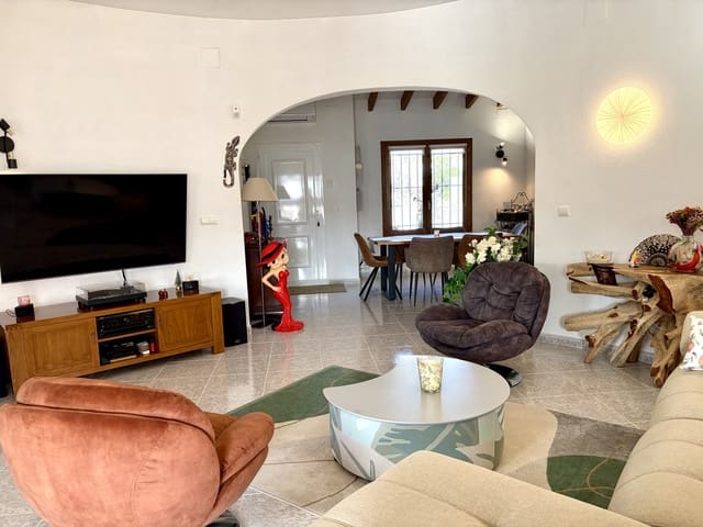 3 quarto Moradia para venda em Monte Pego, Pego com piscina - 420 000 € (Ref: 10182938)