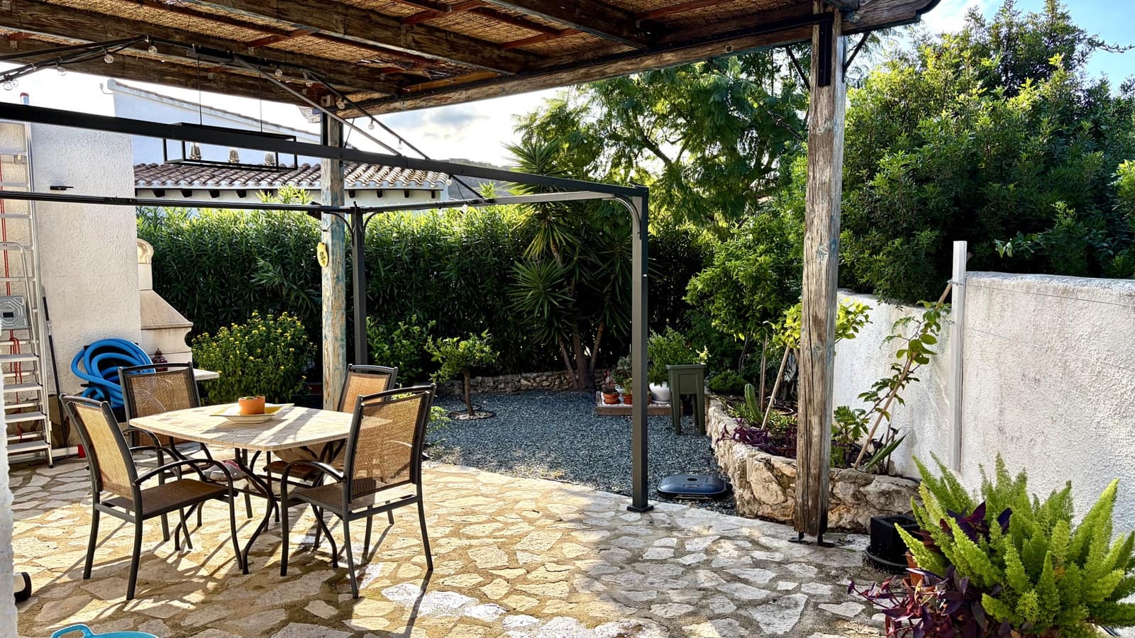 3 quarto Moradia para venda em Monte Pego com piscina - 420 000 € (Ref: 10182938)
