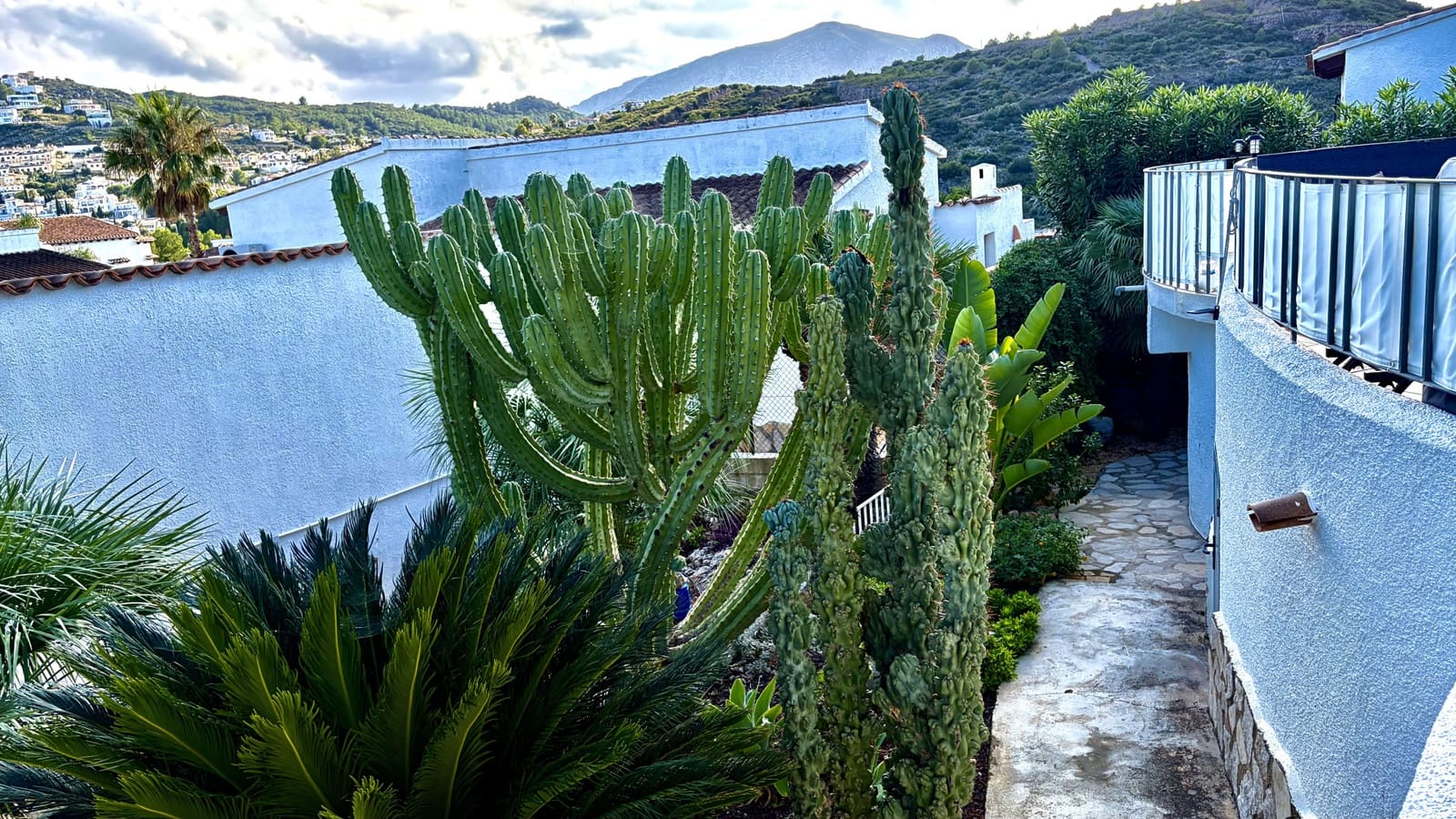 3 quarto Moradia para venda em Monte Pego com piscina - 420 000 € (Ref: 10182938)