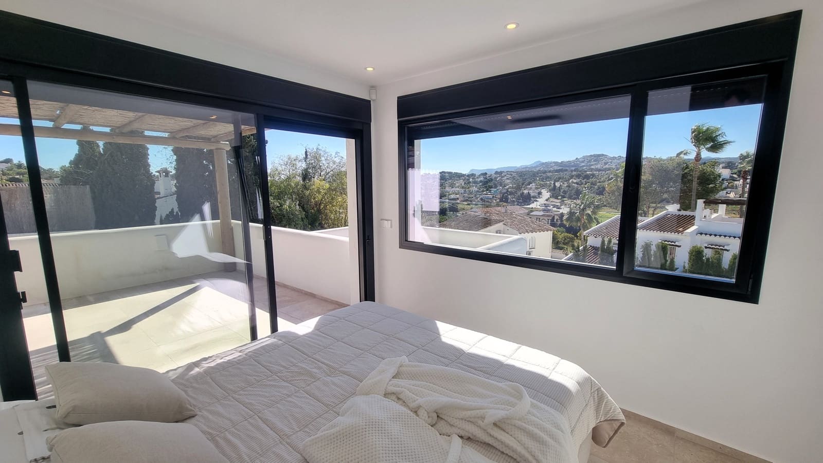 3 sypialnia Willa na sprzedaż w Moraira z basenem garażem - 1 075 000 € (Ref: 10182939)