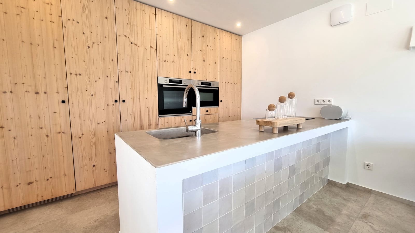 3 sypialnia Willa na sprzedaż w Moraira z basenem garażem - 1 075 000 € (Ref: 10182939)