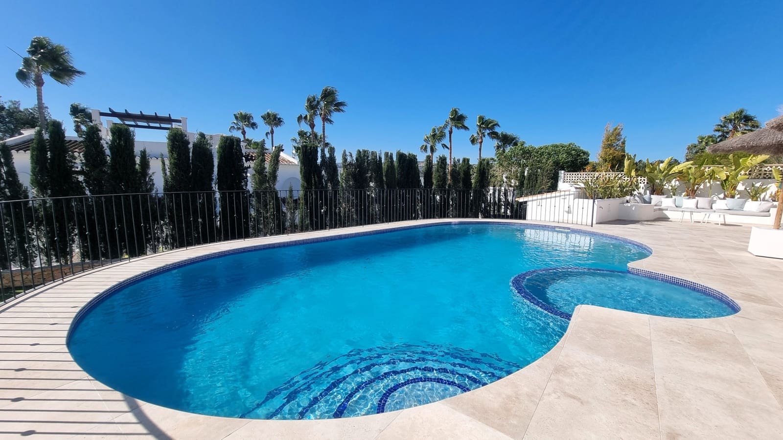 3 sypialnia Willa na sprzedaż w Moraira z basenem garażem - 1 075 000 € (Ref: 10182939)