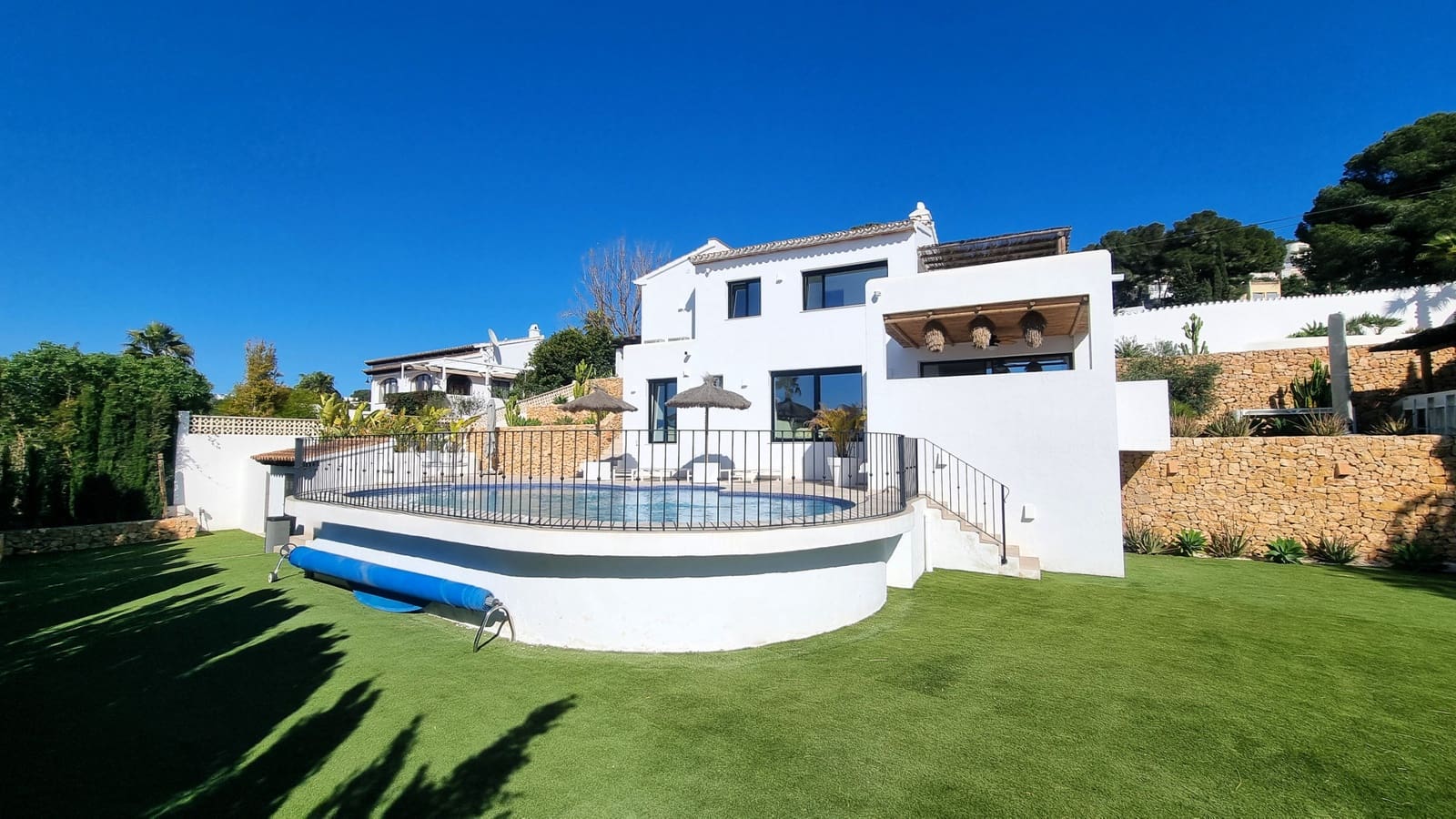 3 sypialnia Willa na sprzedaż w Moraira z basenem garażem - 1 075 000 € (Ref: 10182939)