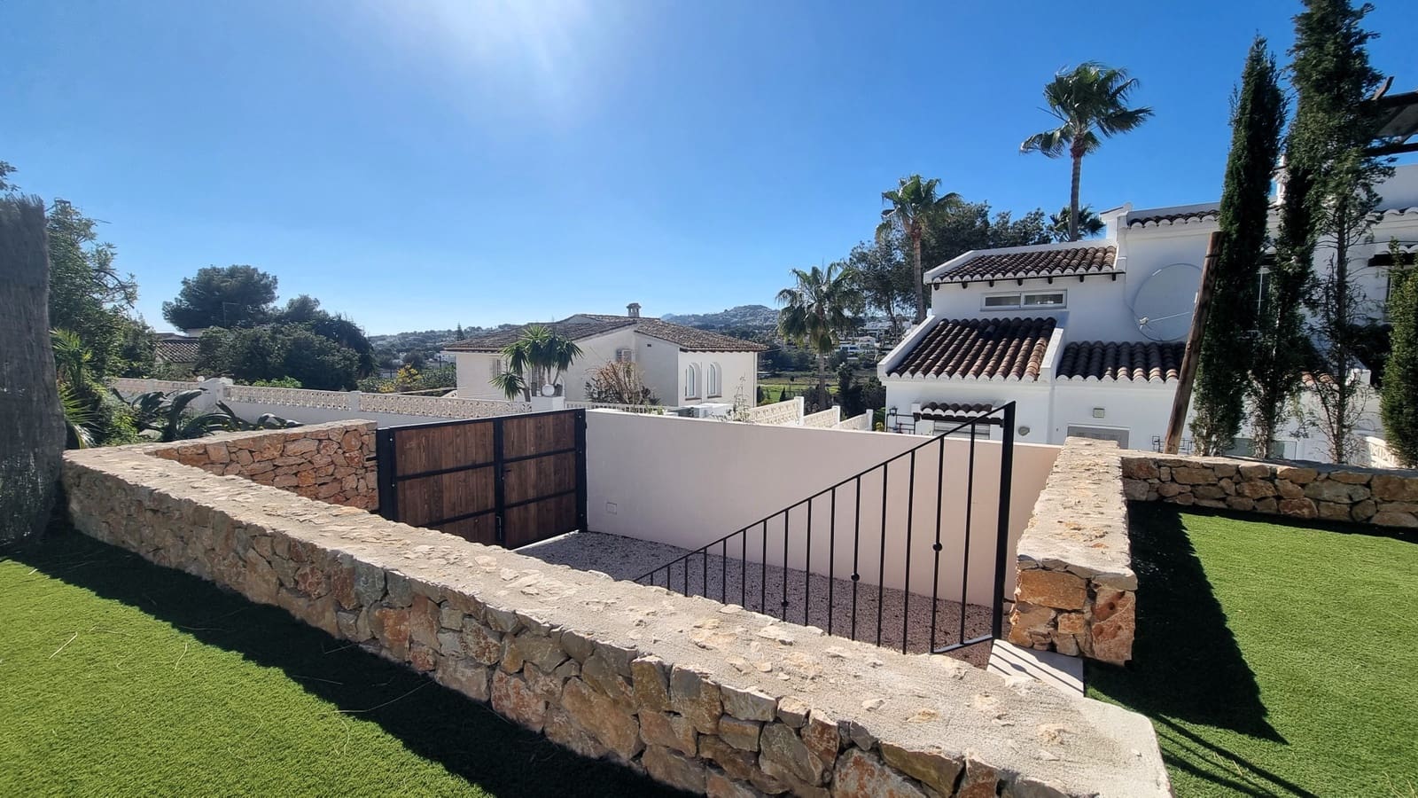 3 sypialnia Willa na sprzedaż w Moraira z basenem garażem - 1 075 000 € (Ref: 10182939)