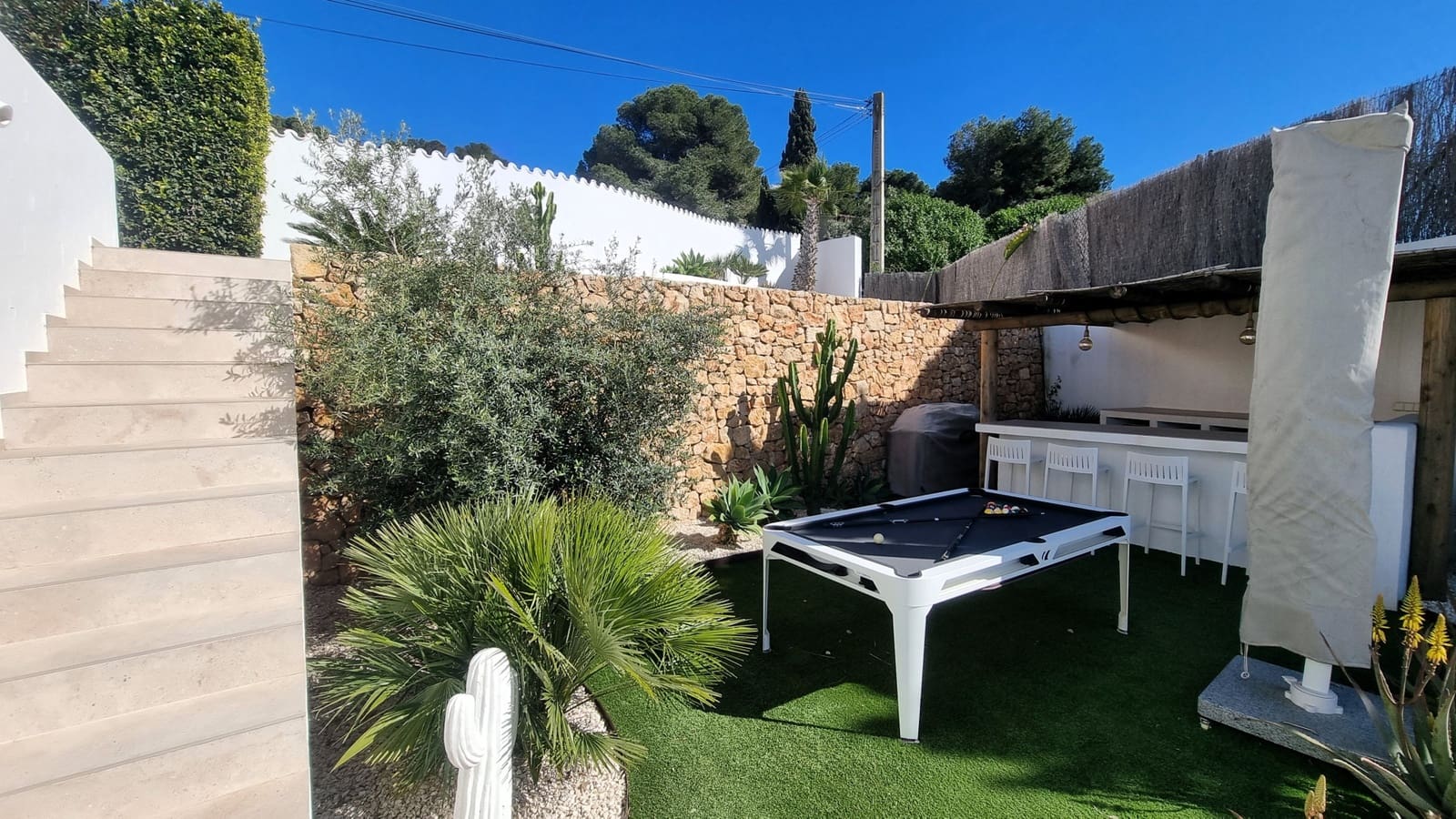 3 sypialnia Willa na sprzedaż w Moraira z basenem garażem - 1 075 000 € (Ref: 10182939)