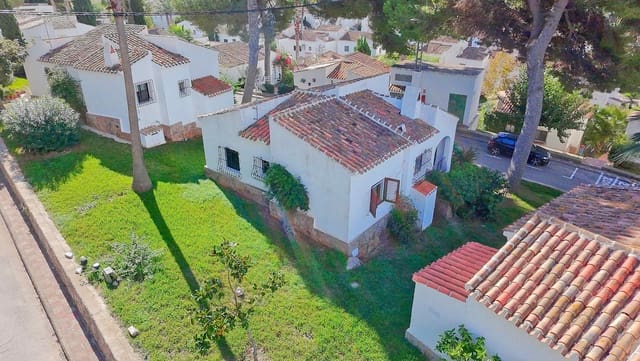 2 soveværelse Bungalow til salg i Centro ciudad, Javea / Xàbia med swimmingpool - € 299.000 (Ref: 10184450)