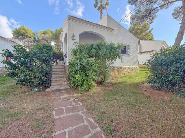 2 soveværelse Bungalow til salg i Centro ciudad, Javea / Xàbia med swimmingpool - € 299.000 (Ref: 10184450)