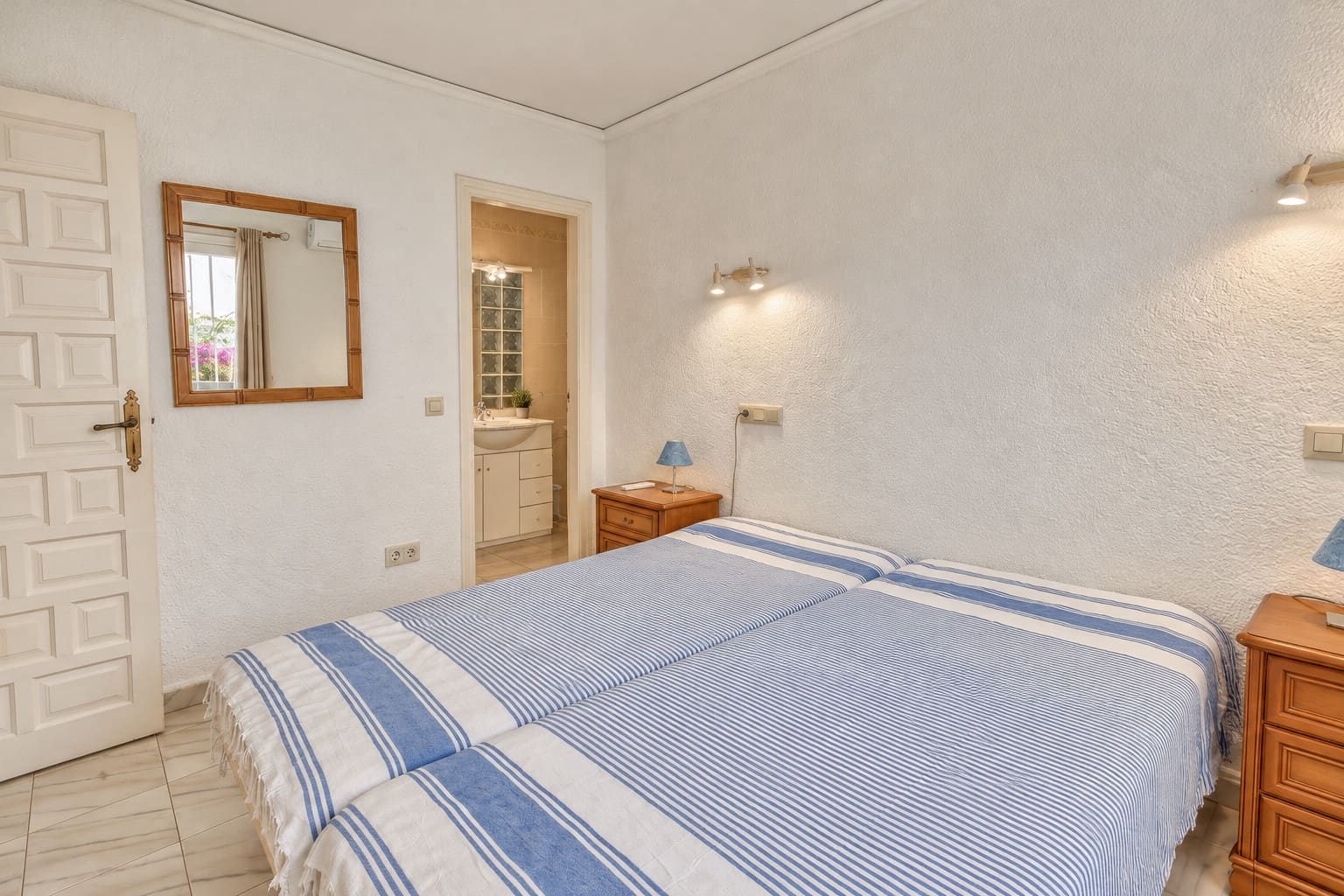 5 soverom Villa til salgs i Moraira med svømmebasseng garasje - € 449 000 (Ref: 10186796)