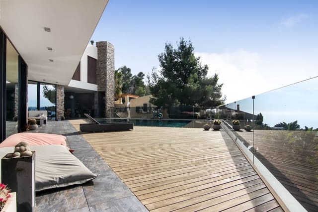 3 bedroom Villa for sale in Altea with pool - € 2,650,000 (Ref: 4844096)