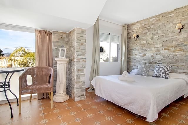 15 soverom Kommersiell til salgs i Gargasindi, Calpe / Calp med svømmebasseng - € 1 050 000 (Ref: 4844227)