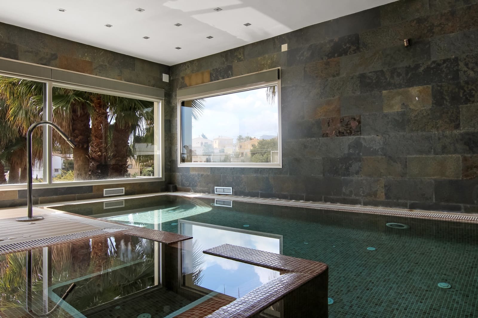 6 slaapkamer Villa te koop in Benissa met zwembad - € 1.799.999 (Ref: 4844408)