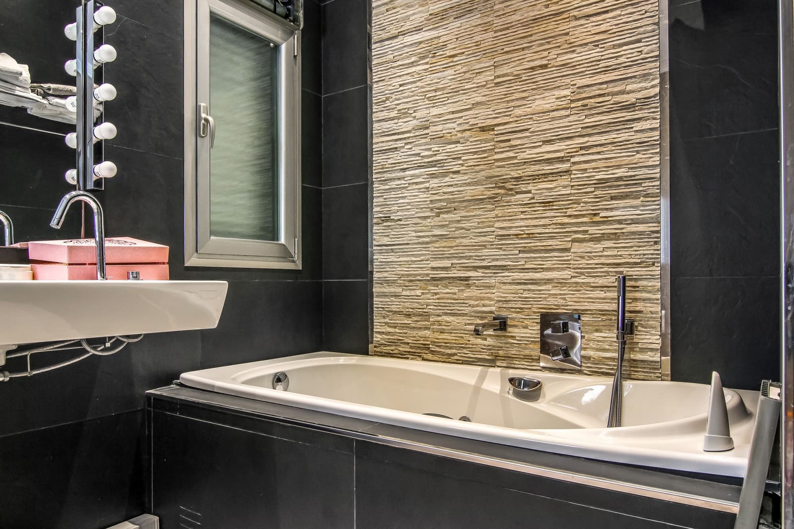 6 slaapkamer Villa te koop in Benissa met zwembad - € 1.799.999 (Ref: 4844408)