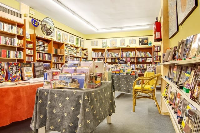 Kommersiell til salgs i Gargasindi, Calpe / Calp med svømmebasseng - € 140 000 (Ref: 4844685)