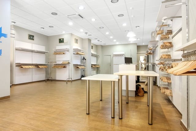 Kommersiell til salgs i Gargasindi, Calpe / Calp - € 220 000 (Ref: 4844844)