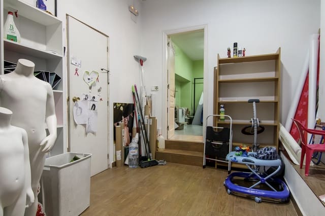 Kommersiell til salgs i Gargasindi, Calpe / Calp - € 220 000 (Ref: 4844844)