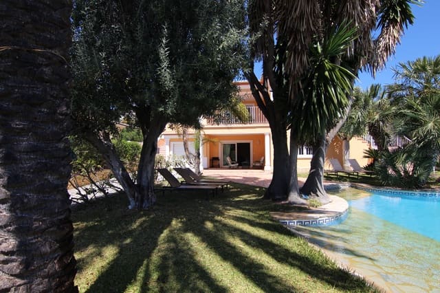 4 quarto Moradia para venda em Casco Urbano, Teulada-Moraira com piscina - 965 000 € (Ref: 4953895)