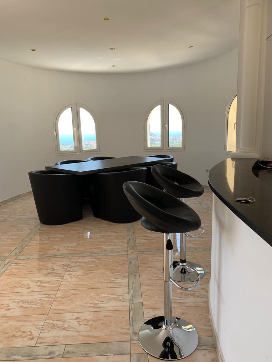 4 soveværelse Villa til salg i Calpe / Calp med swimmingpool - € 1.250.000 (Ref: 4953913)