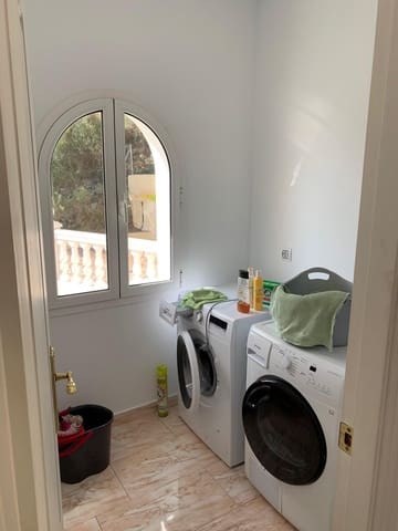 4 bedroom Villa for sale in Gargasindi, Calpe / Calp with pool - € 1,250,000 (Ref: 4953913)