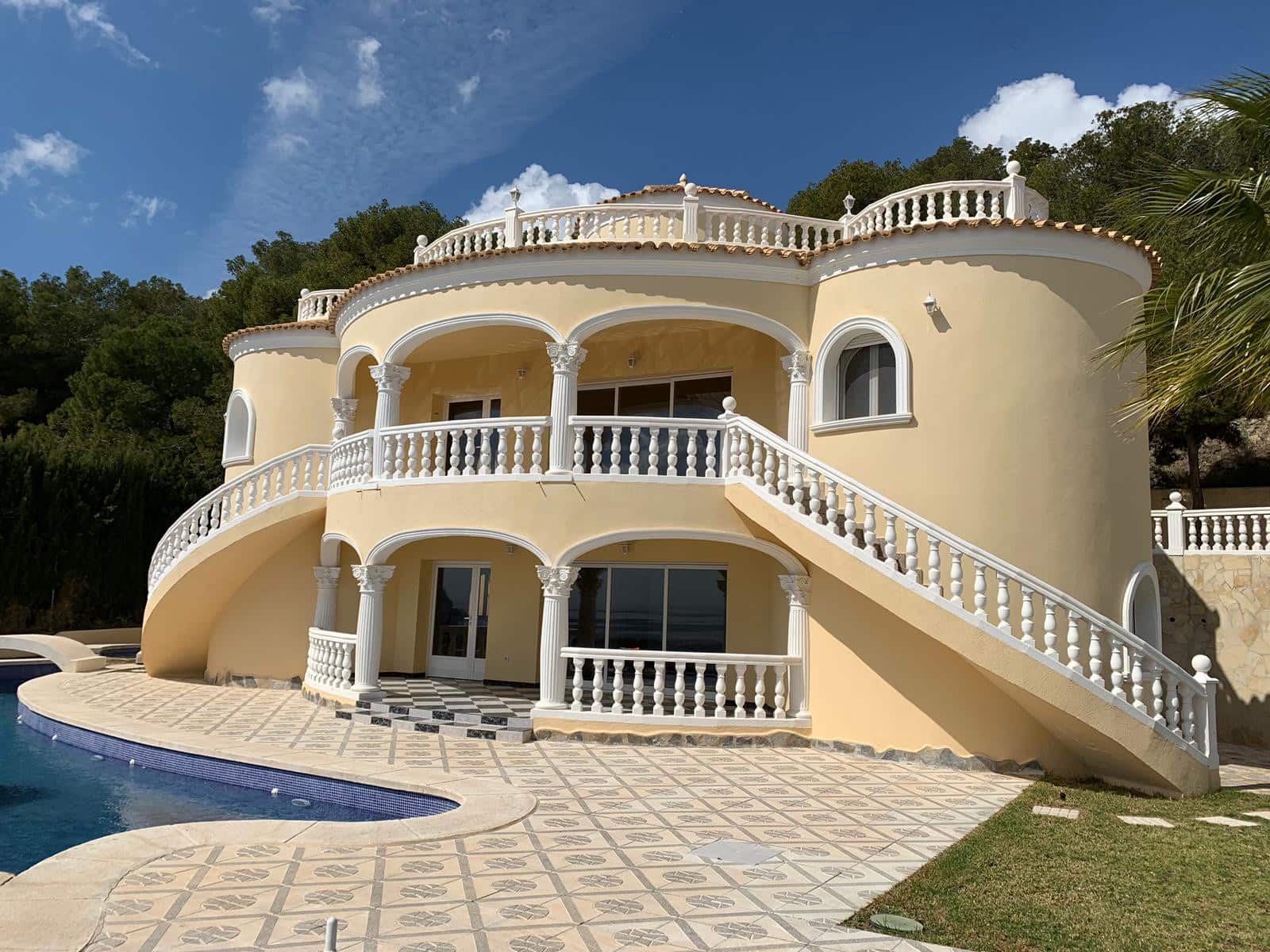 4 soveværelse Villa til salg i Calpe / Calp med swimmingpool - € 1.250.000 (Ref: 4953913)