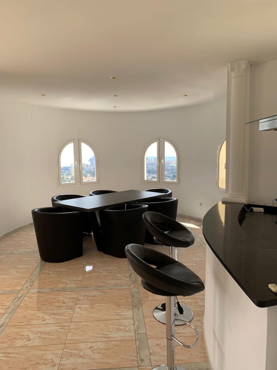 4 soveværelse Villa til salg i Calpe / Calp med swimmingpool - € 1.250.000 (Ref: 4953913)