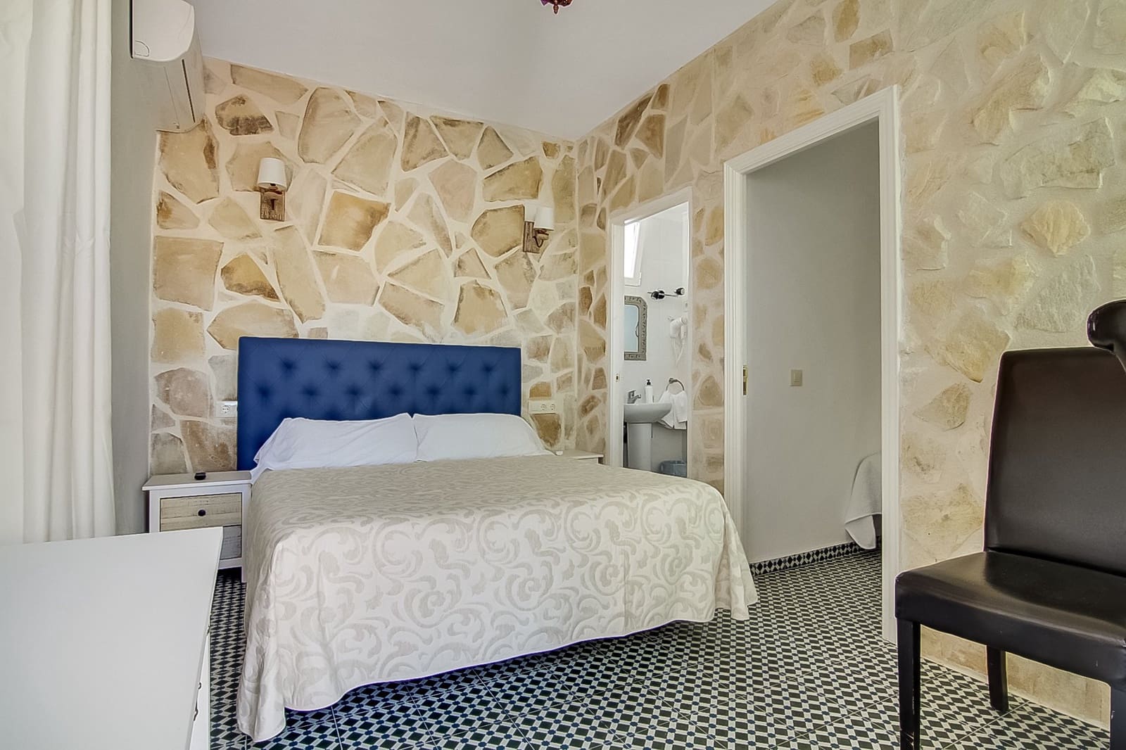 9 soverom Kommersiell til salgs i Calpe / Calp med svømmebasseng - € 850 000 (Ref: 4966443)