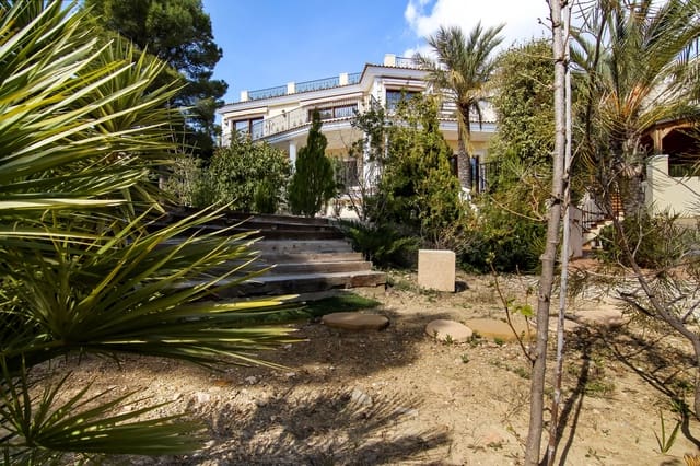 5 bedroom Villa for sale in Altea with pool - € 4,000,000 (Ref: 4966479)