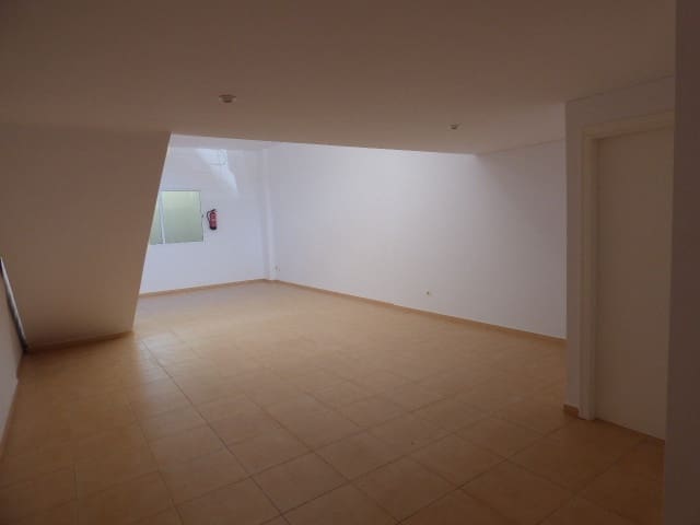 Erhverv til salg i Moraira - € 260.000 (Ref: 5002511)