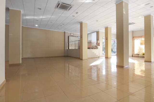 Kommersiell til salgs i Gargasindi, Calpe / Calp - € 320 000 (Ref: 5012940)