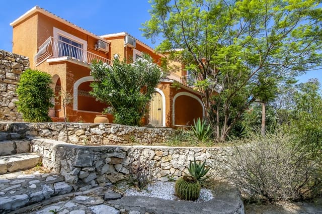 11 sovrum Hotell till salu i Oliva Pueblo, Oliva med pool - 975 000 € (Ref: 5061436)