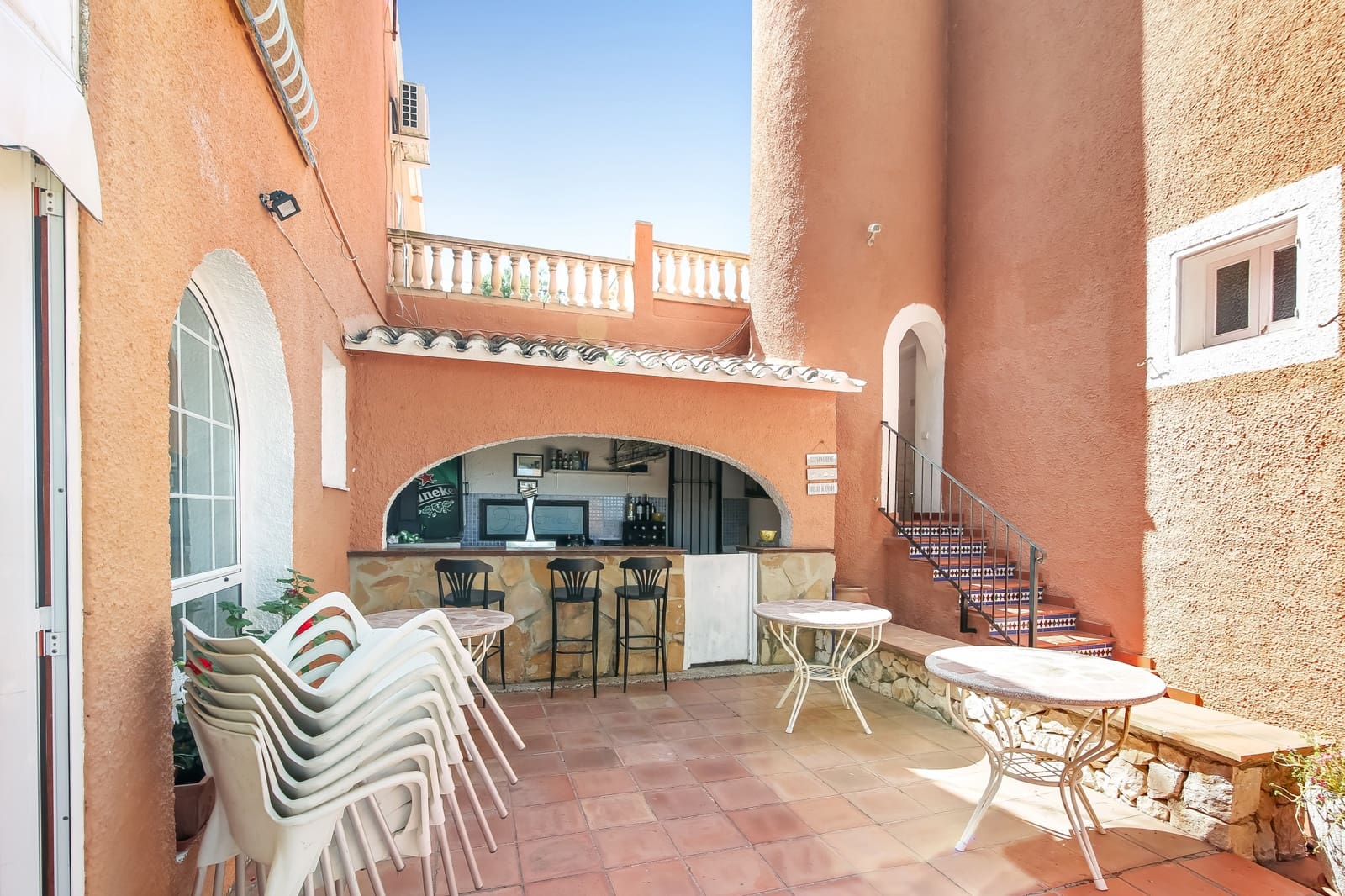 11 sovrum Hotell till salu i Oliva med pool - 975 000 € (Ref: 5061436)